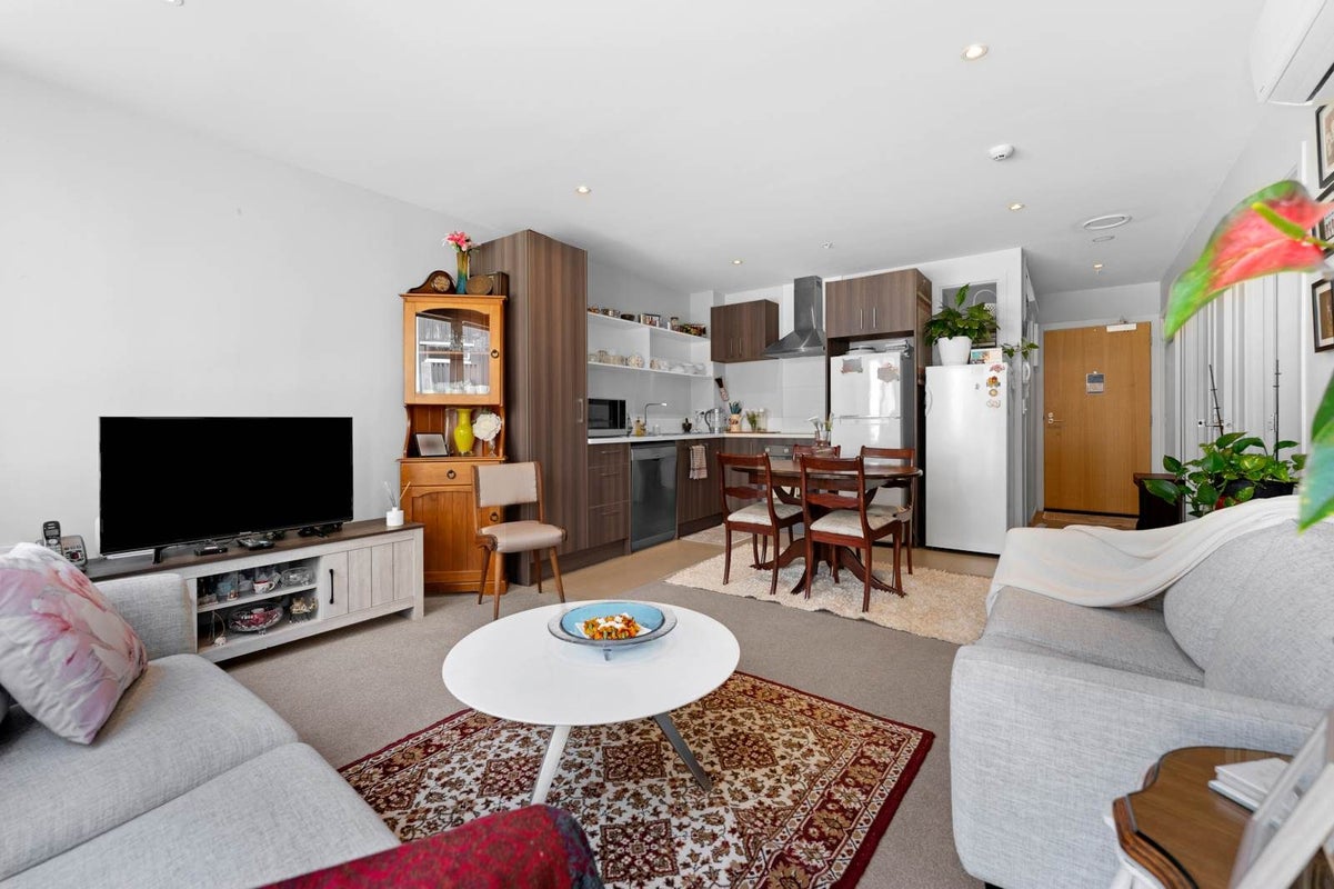 106/3 Rose Garden Lane, Albany, Auckland - Carousel 2