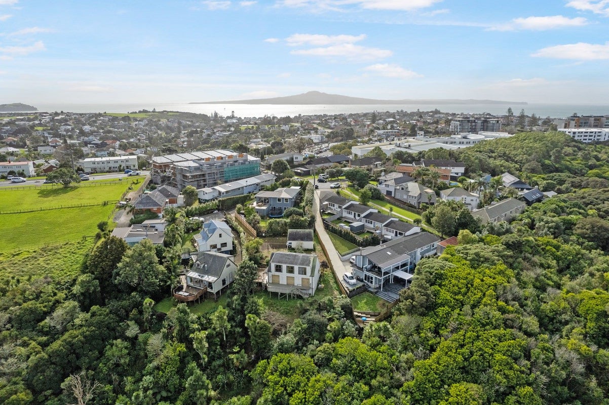 3B Colenso Place, Mission Bay, Auckland - Carousel 7
