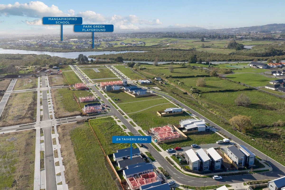24 Taiheru Road, Karaka, Papakura - Carousel 18