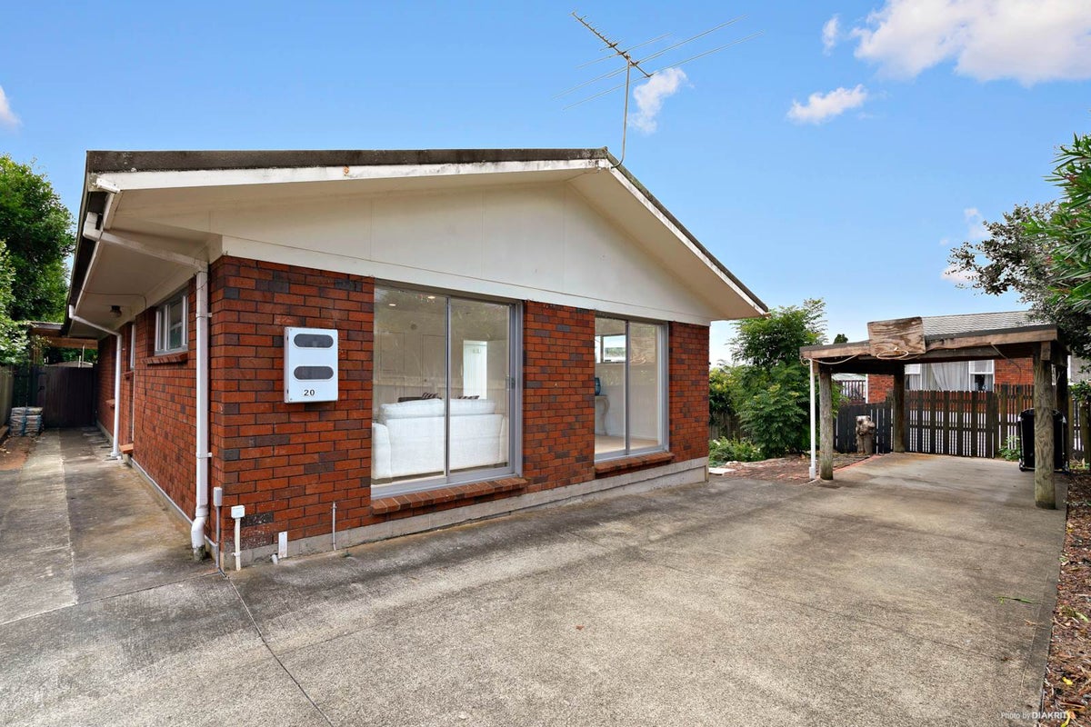 20 Terry Street, Blockhouse Bay, Auckland - Carousel 1