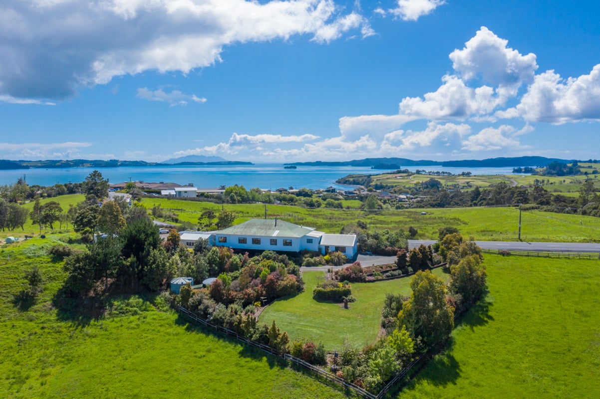 604 Mahurangi East Road, Mahurangi East, Warkworth - Carousel 24