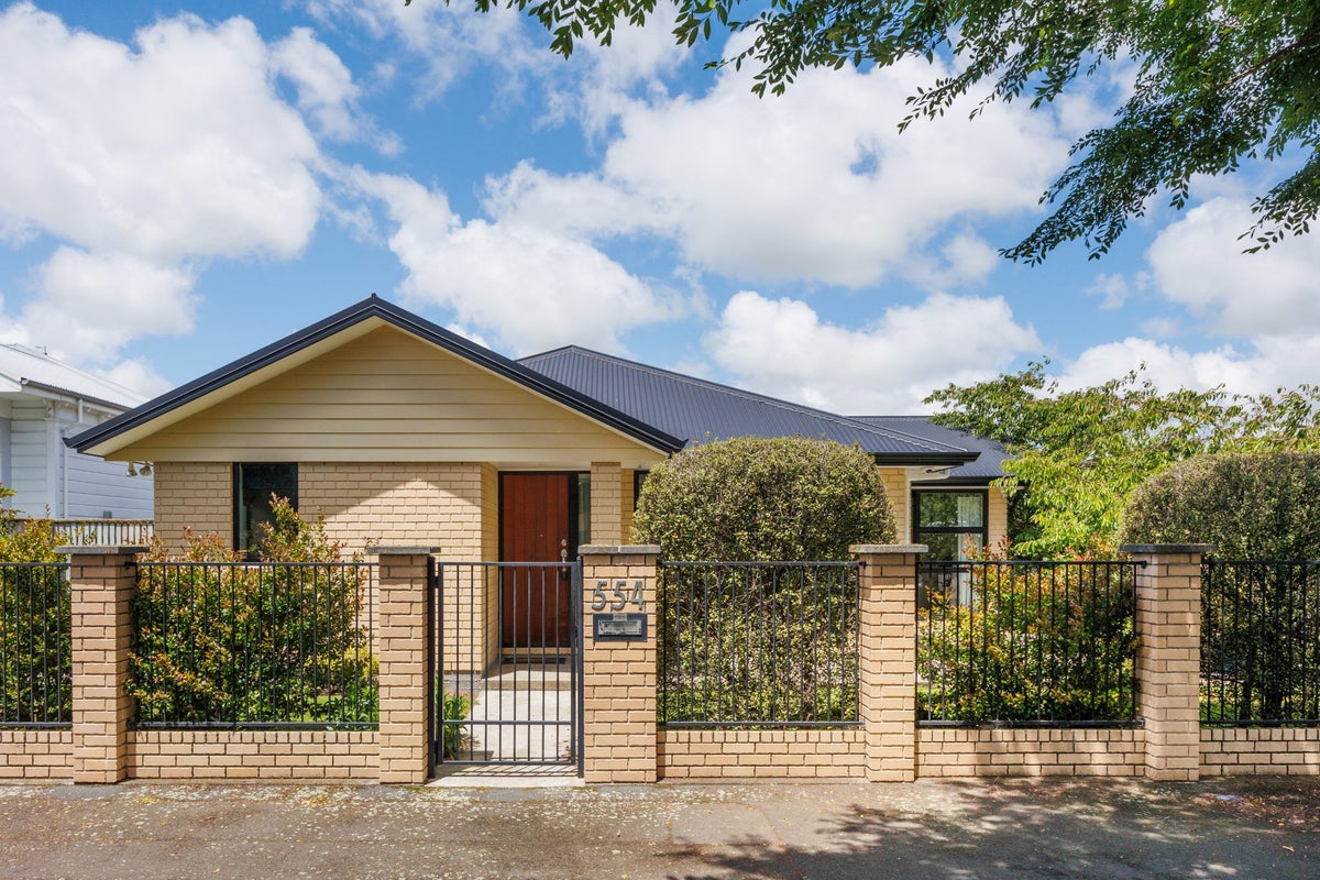 554 Church Street, Terrace End, Palmerston North - Carousel 1