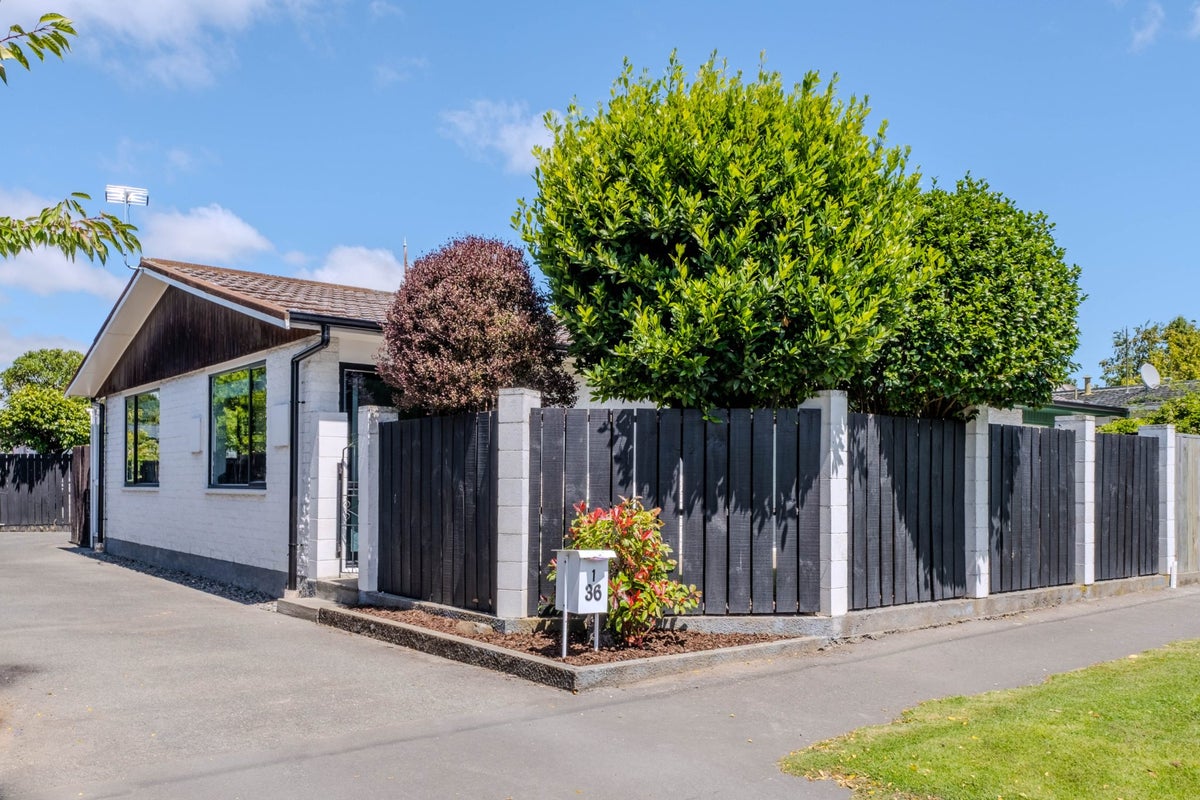 1/36 Kinloch Street, St Albans, Christchurch - Carousel 1