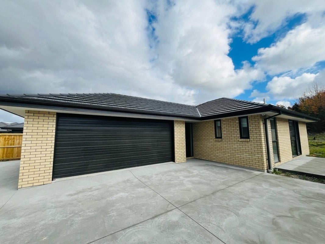 6 Pip Lane, Belfast, Christchurch - Carousel 2
