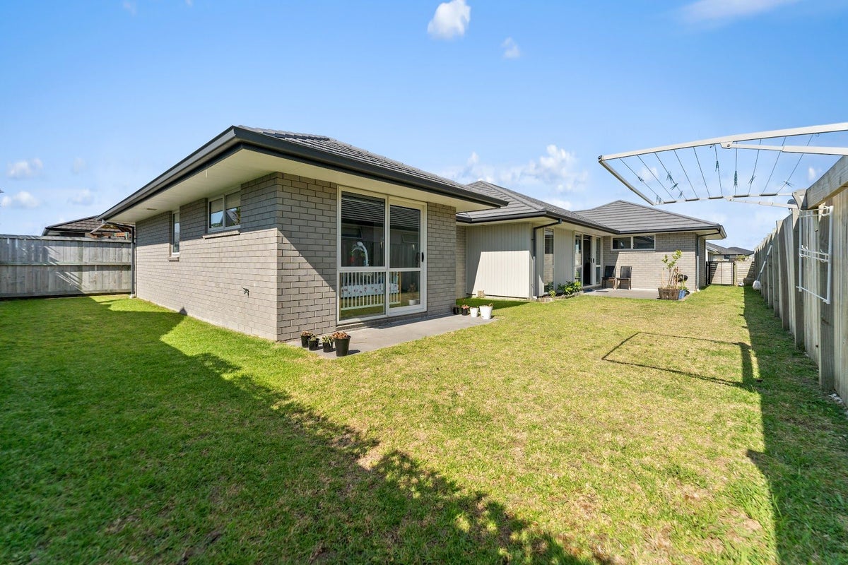 8 Kuru Place, Papamoa, Papamoa - Carousel 20
