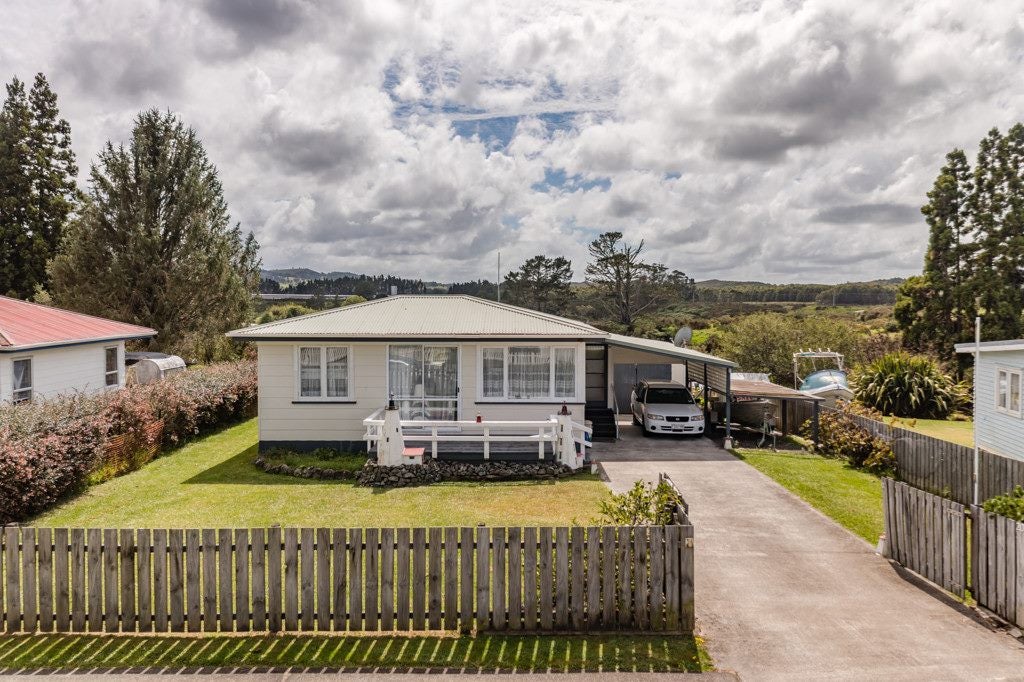 20 Puia Street, Ngawha Springs, Kaikohe - Carousel 1