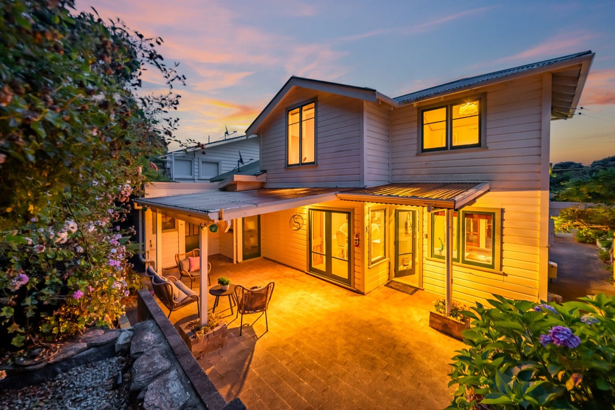 309 Muritai Road, Eastbourne, Lower Hutt - Carousel 31