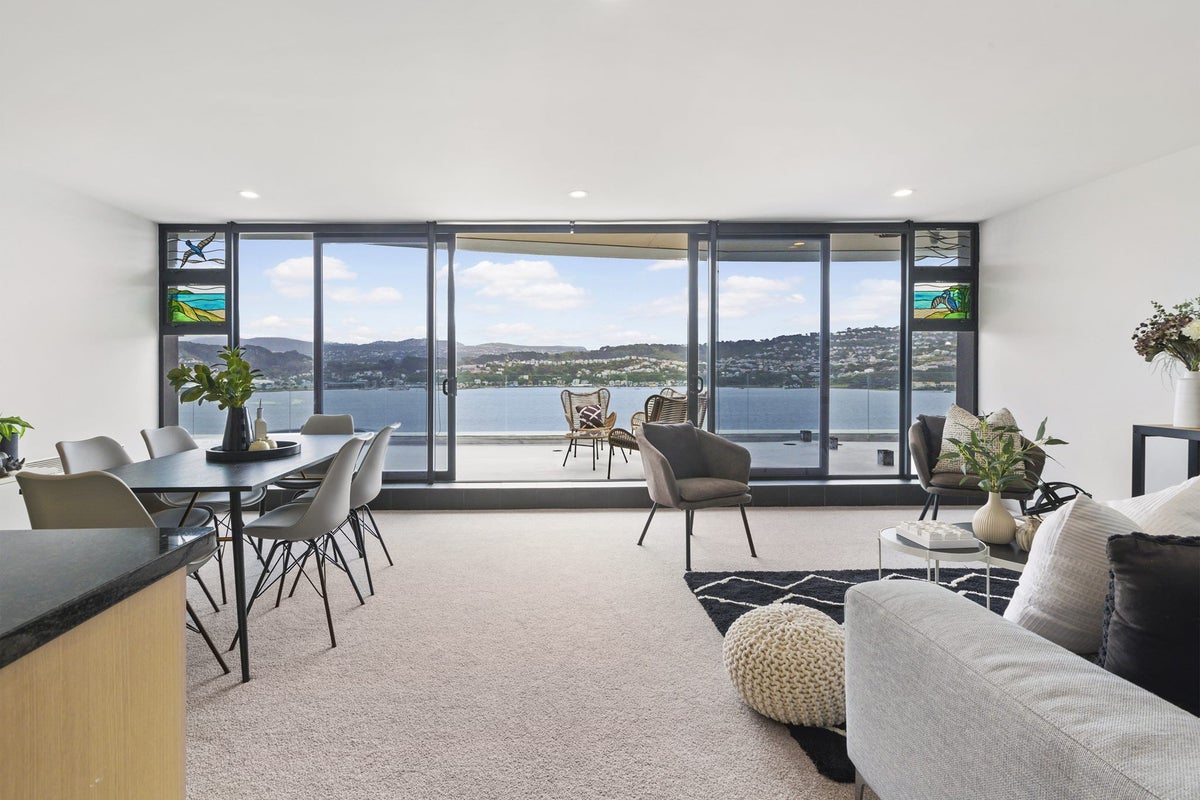 21/61 Maupuia Road, Maupuia, Wellington - Carousel 1