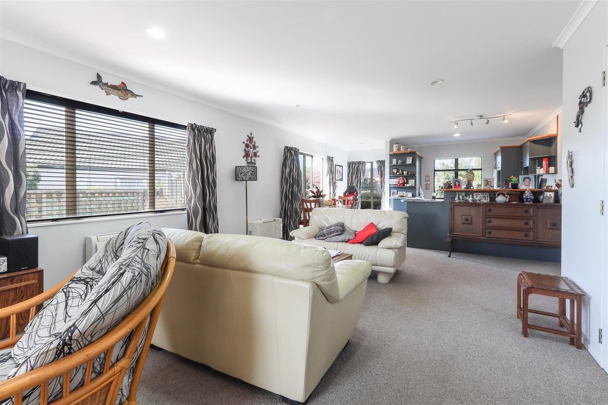 285 Vaughan Road, Owhata, Rotorua - Carousel 1