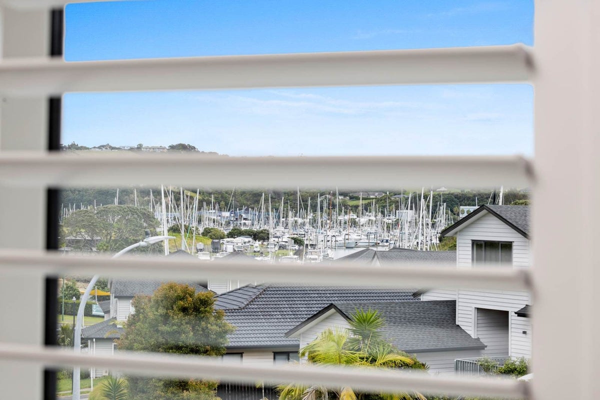 12 Parkview Drive, Gulf Harbour, Whangaparaoa - Carousel 1