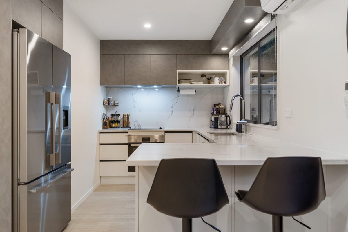 4/149 Tirimoana Road, Te Atatu South, Auckland - Carousel 2