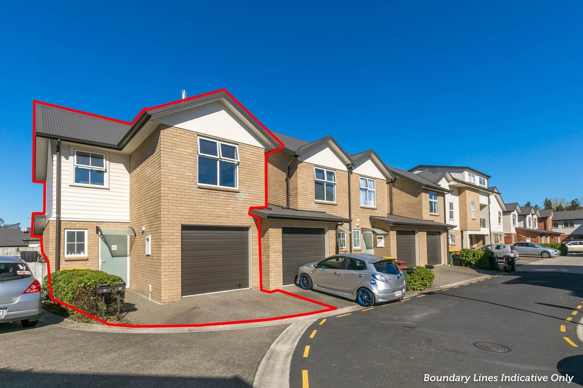 19 Chiefs Court, Hamilton East, Hamilton - Carousel 2