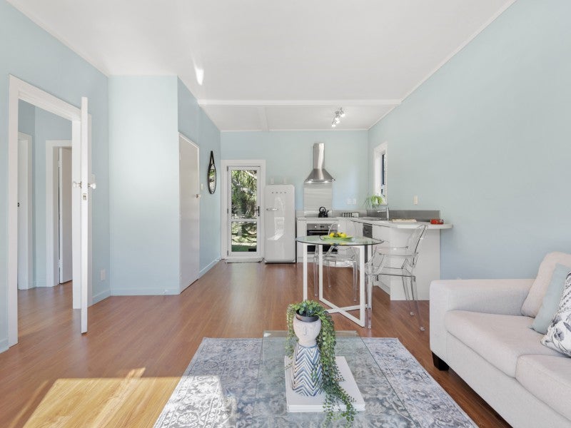 180A Darlington Road, Miramar, Wellington - Carousel 2