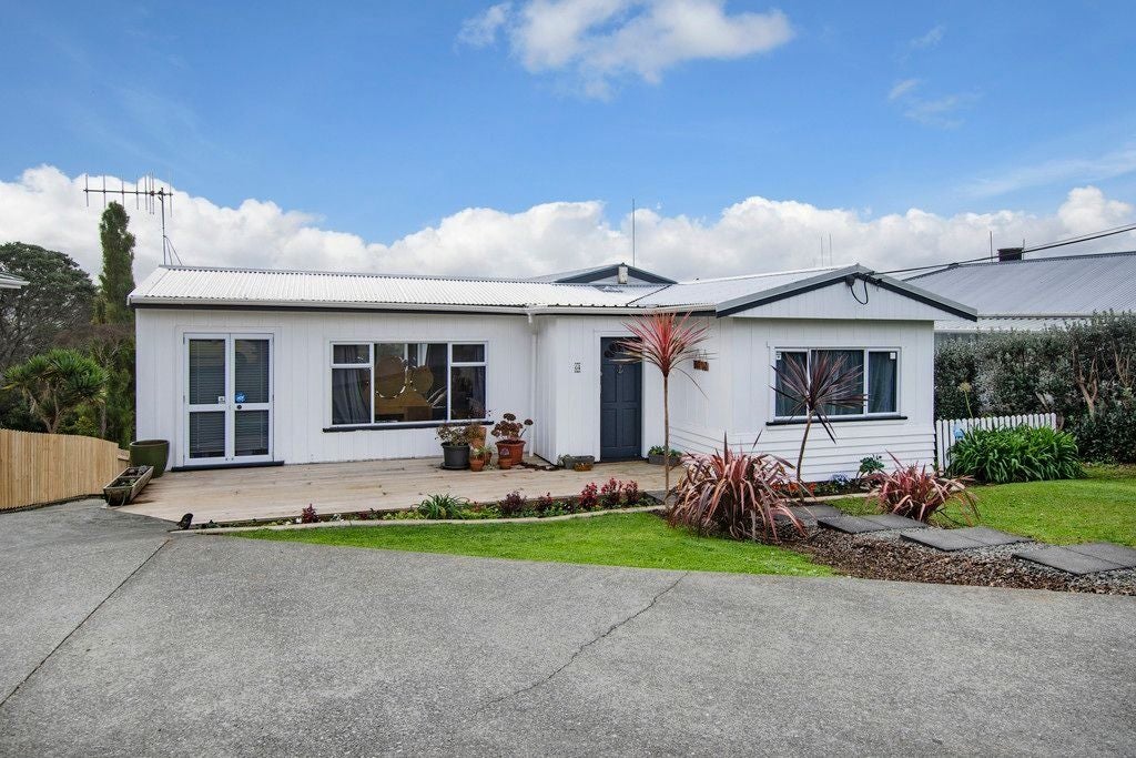 64 Handforth Street, Onerahi, Whangarei - Carousel 1