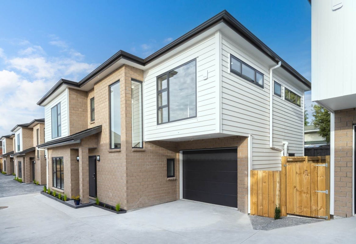 11B Addison Street, Blockhouse Bay, Auckland - Carousel 1