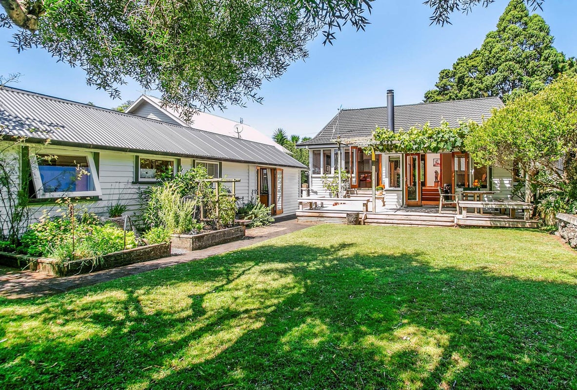 57 King George Avenue, Epsom, Auckland - Carousel 1