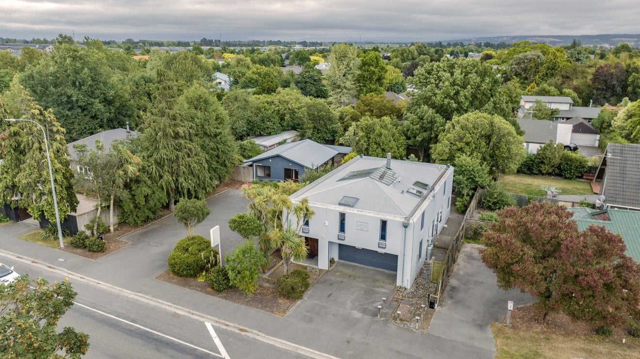 10 Oxford Road, Lake Rotoma - Carousel 1