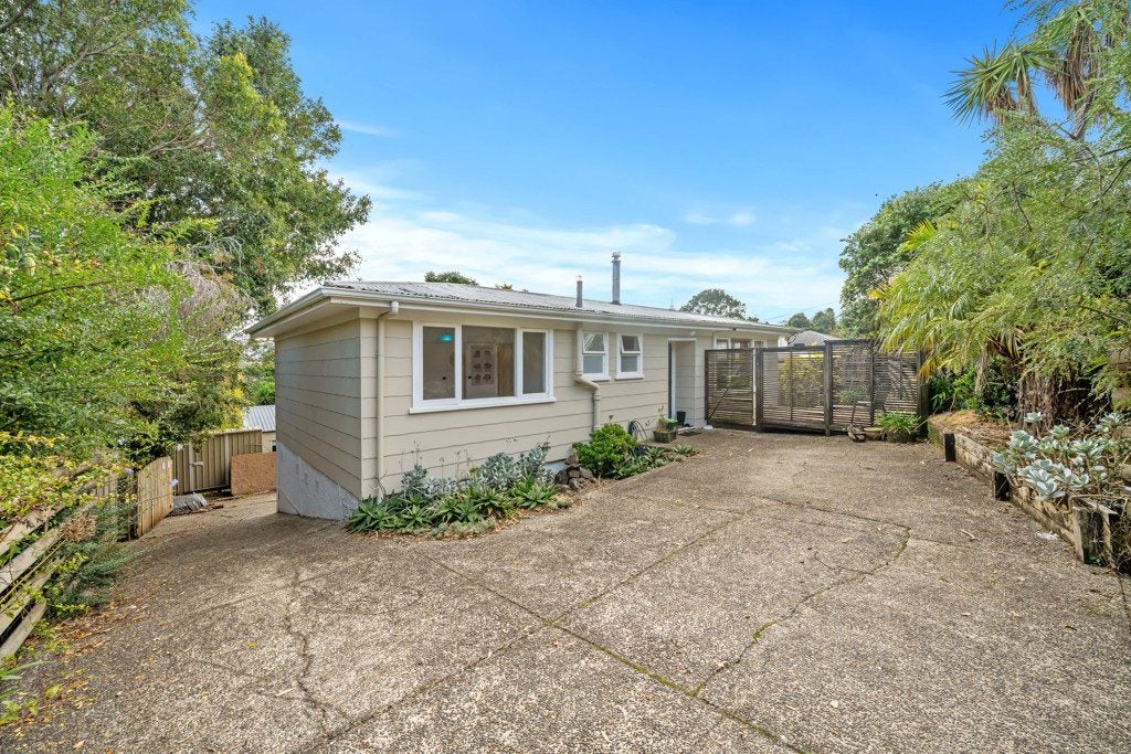 184 Don Buck Road, Massey, Auckland - Carousel 2