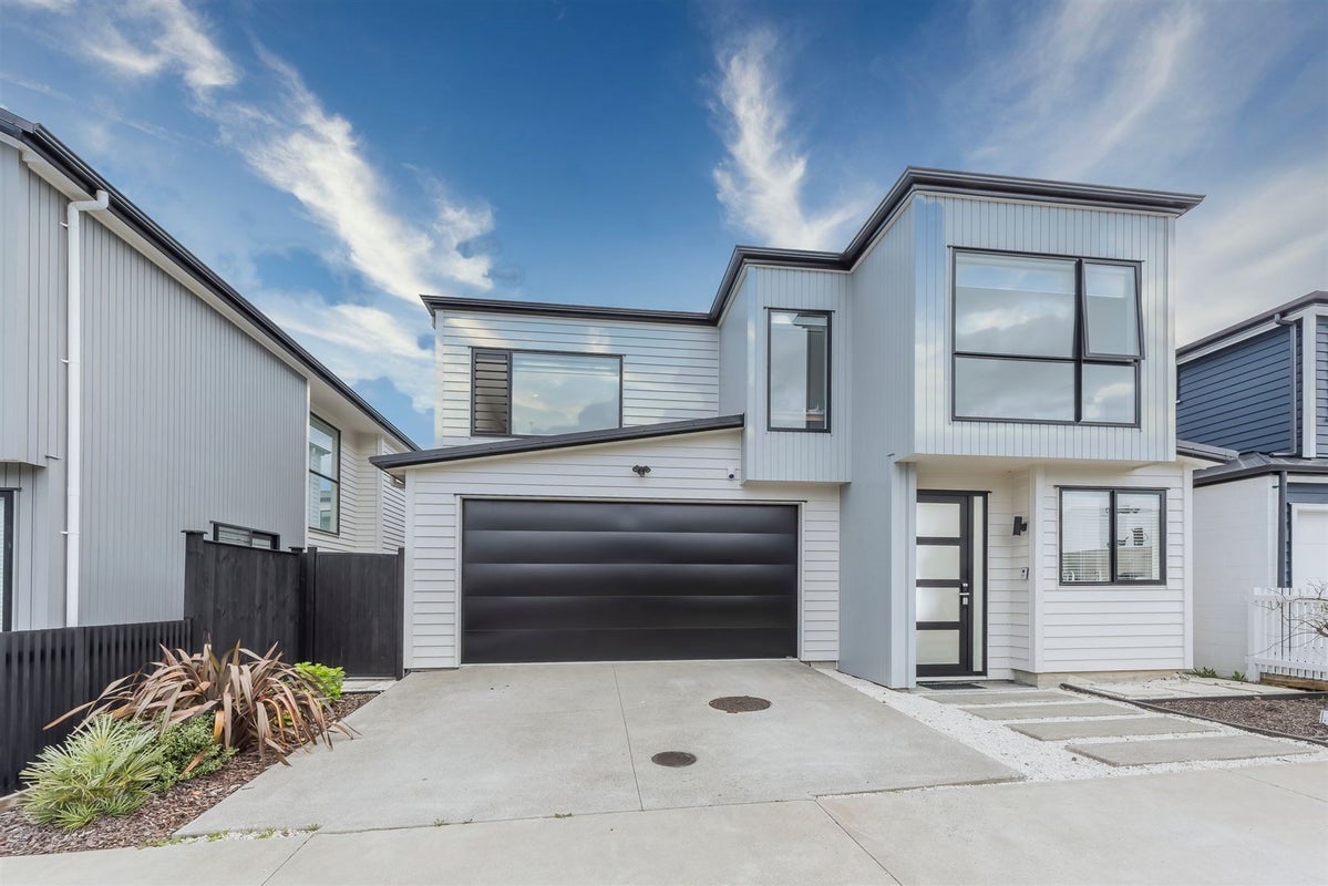 14 Hato Road, Hobsonville, Auckland - Carousel 2