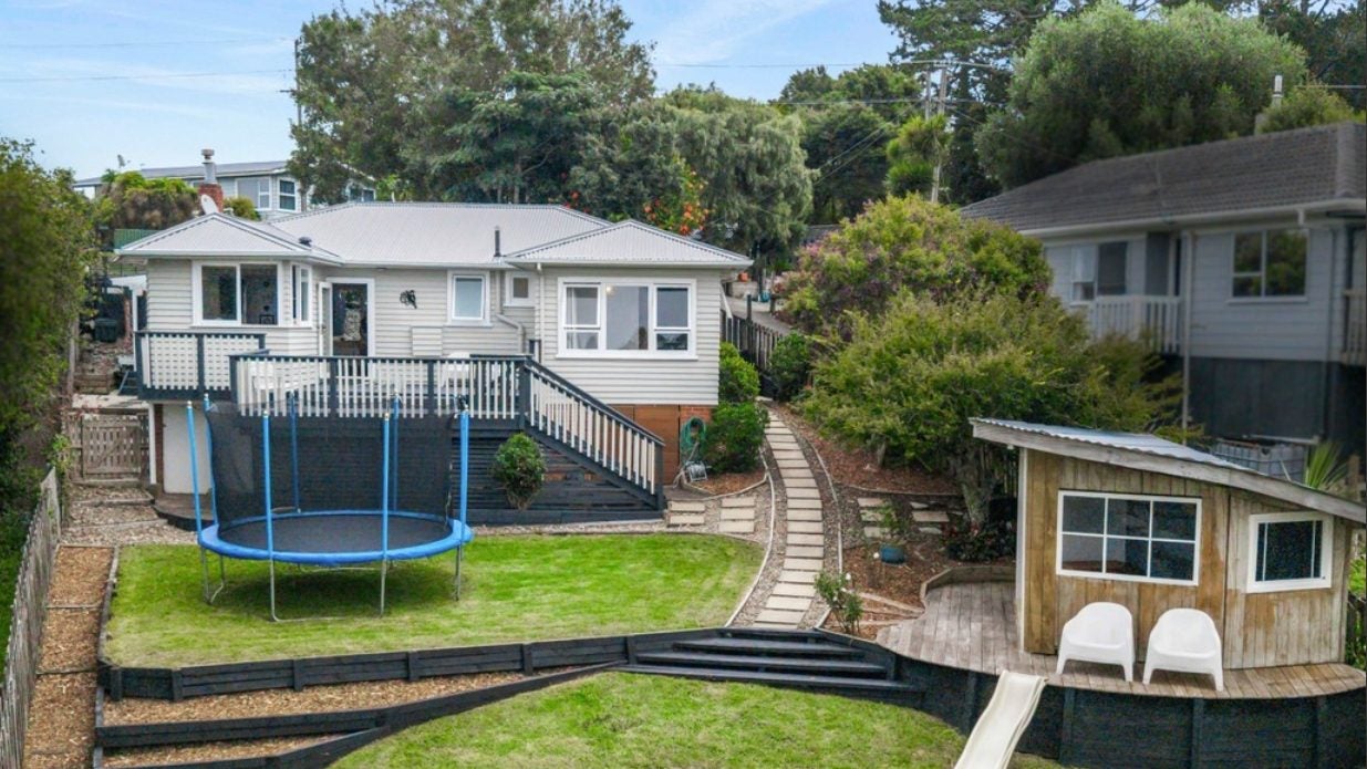 265 Sturges Road, Henderson, Auckland - Carousel 1