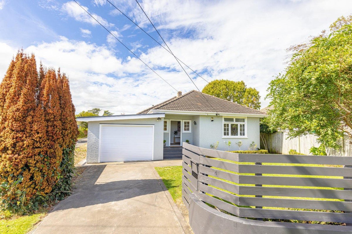 4 Porritt Street, Saint Johns Hill, Whanganui - Carousel 1