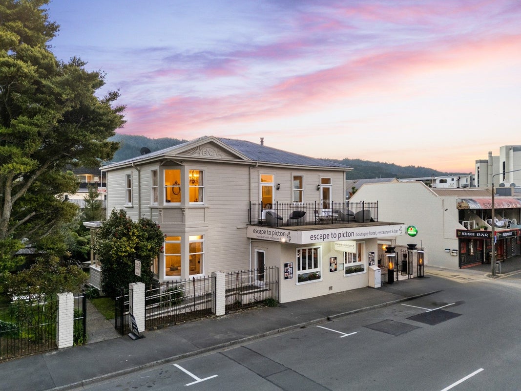 33 Wellington Street, Ashley, Rangiora - Carousel 2