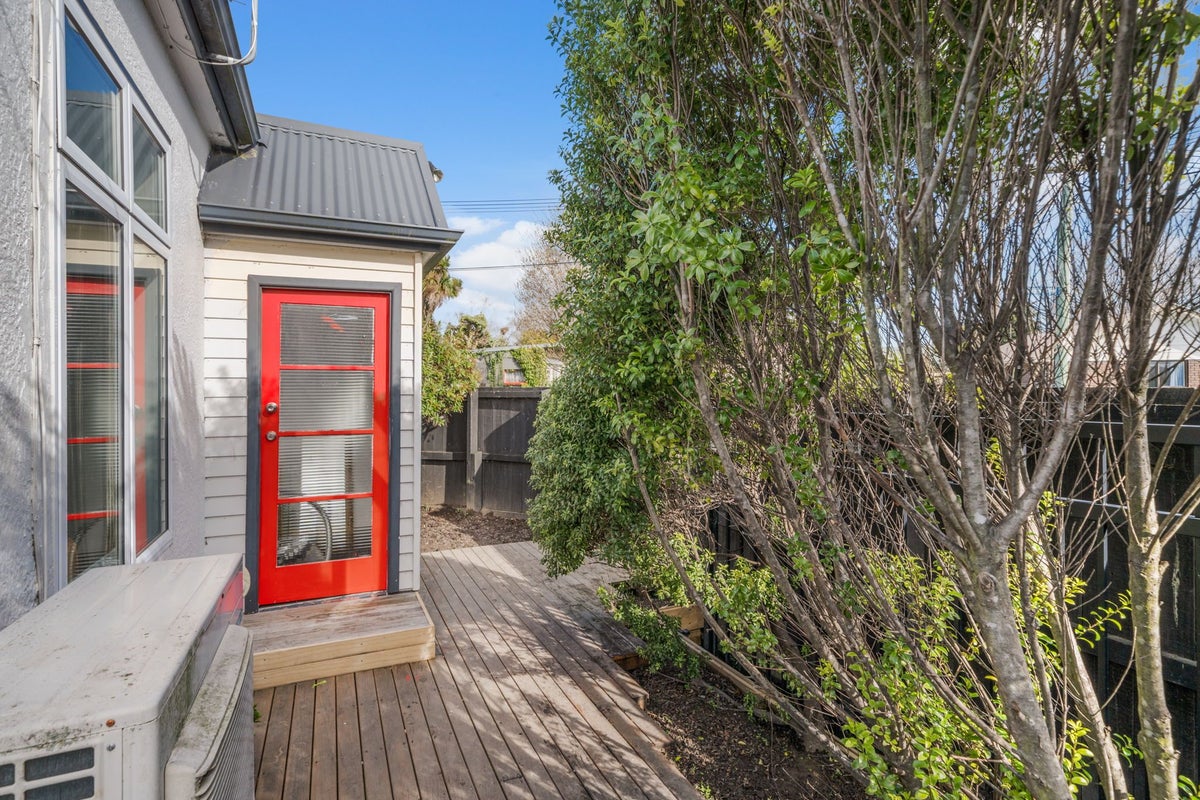 2 Jordan Street, Sydenham, Christchurch - Carousel 17