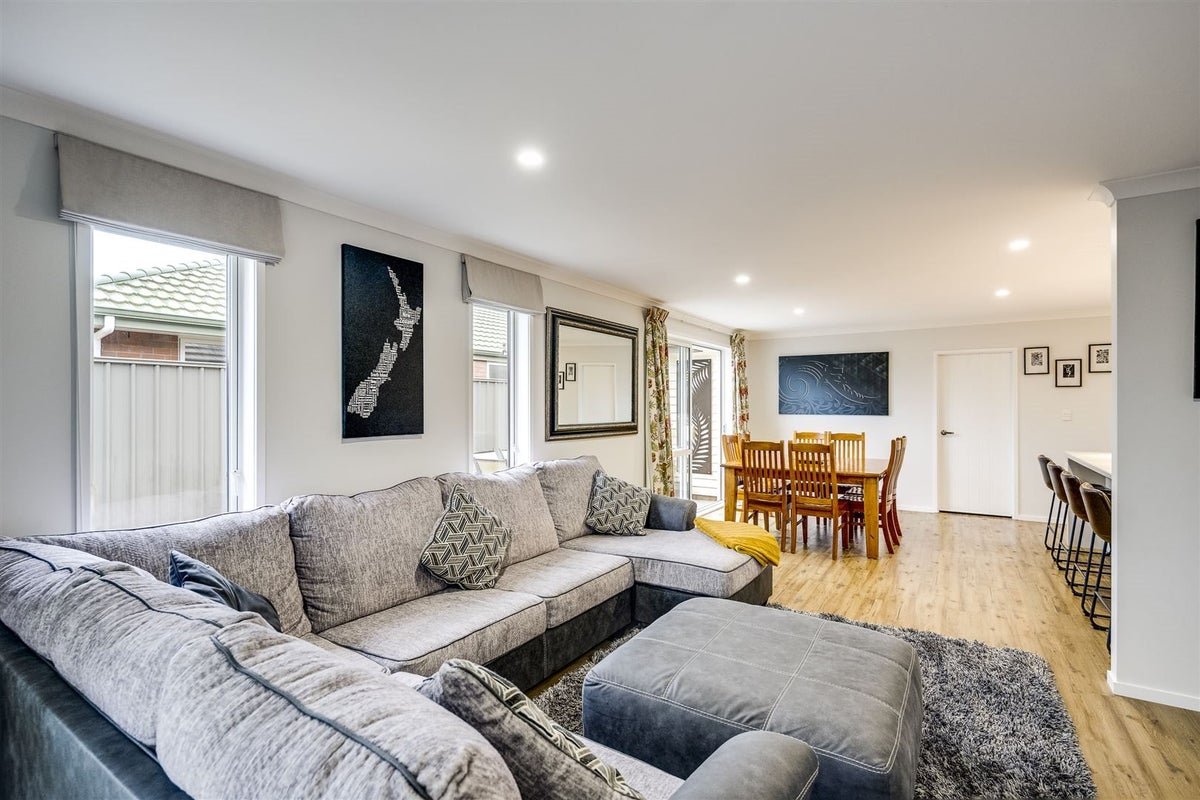 27 Aparima Place, Awatoto, Napier - Carousel 1