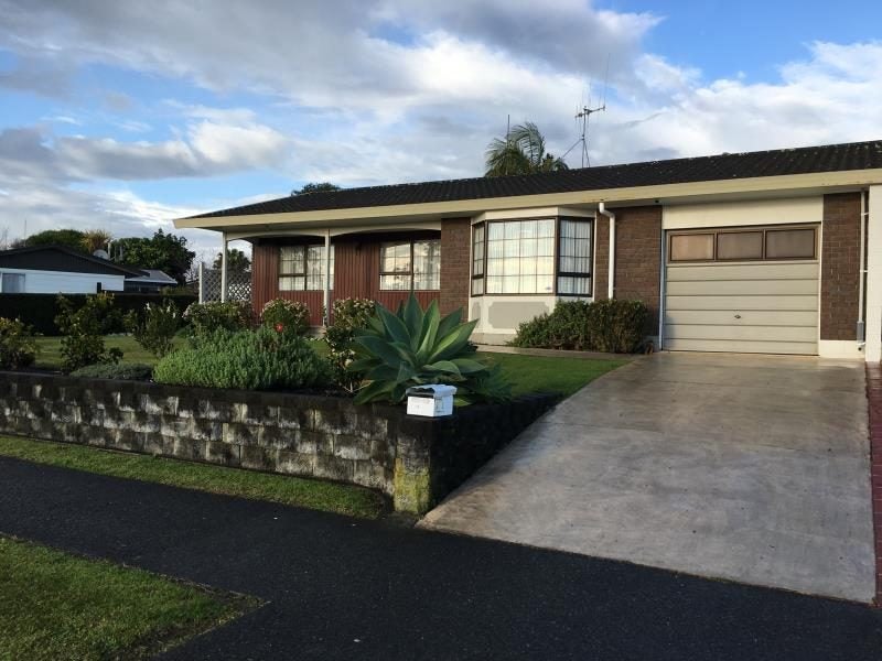 51 Paramount Parade, Tikipunga, Whangarei - Carousel 1