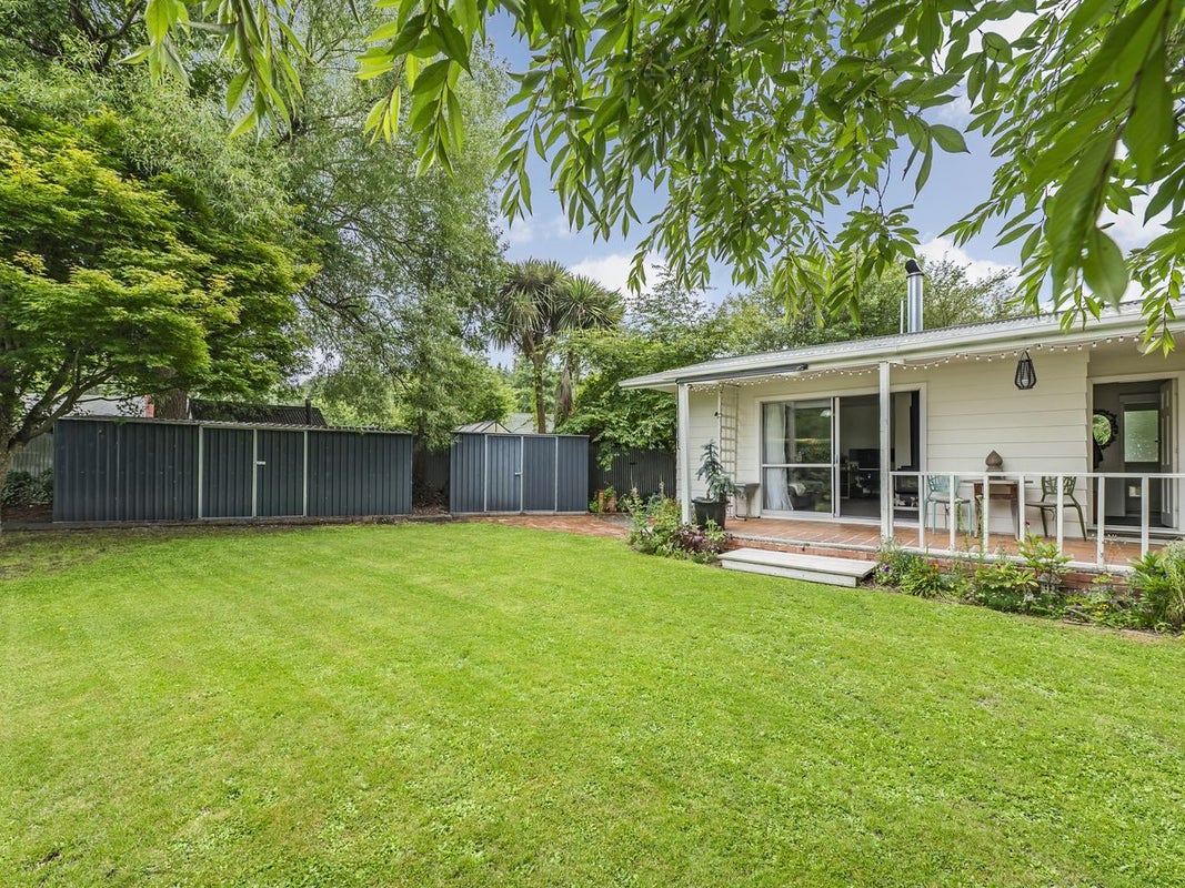 4 Philip Street, Coalgate - Carousel 1