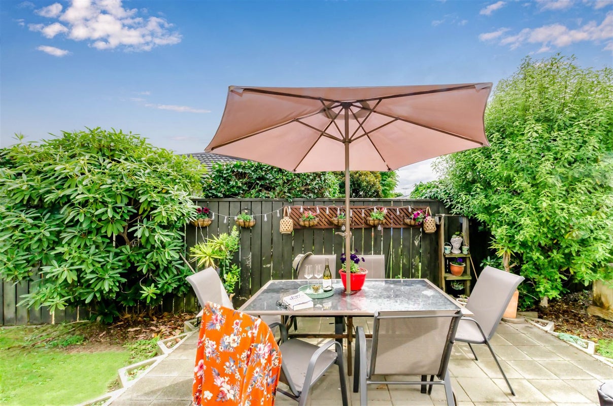 87 Cedar Drive, Paraparaumu Beach, Paraparaumu - Carousel 2