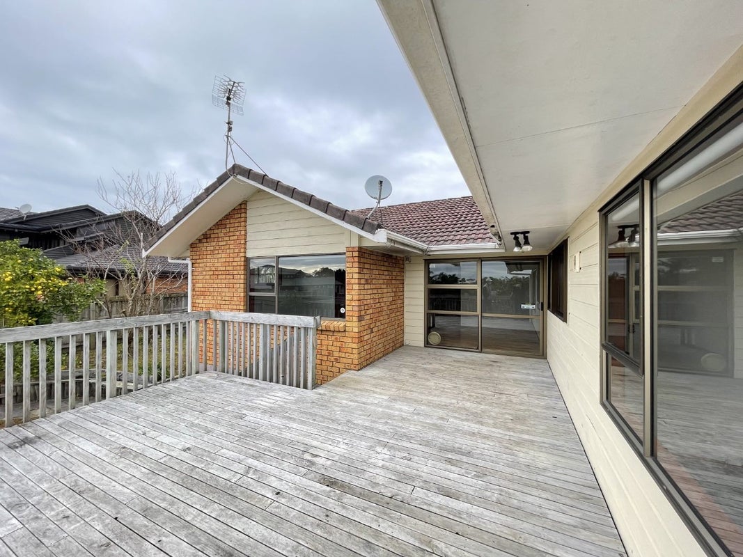 241 Beach Road, Campbells Bay, Auckland - Carousel 17
