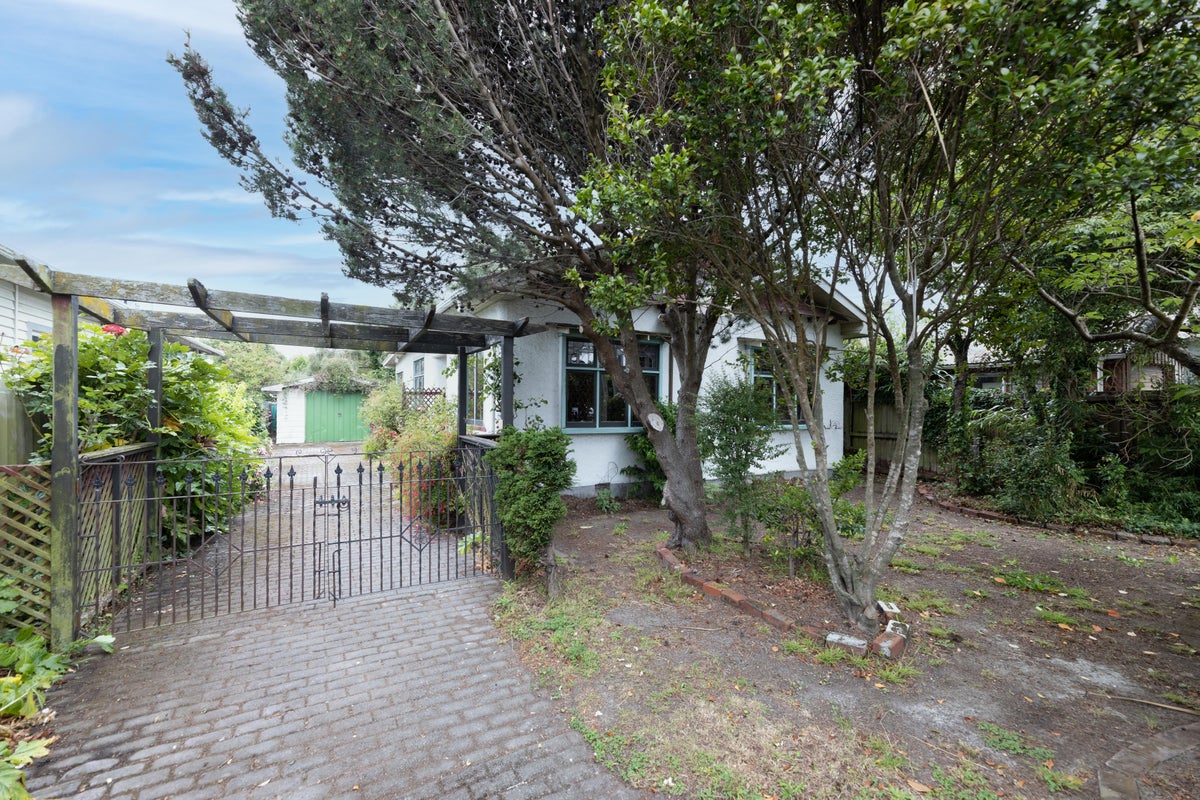 31 Glenroy Street, Woolston, Christchurch - Carousel 1