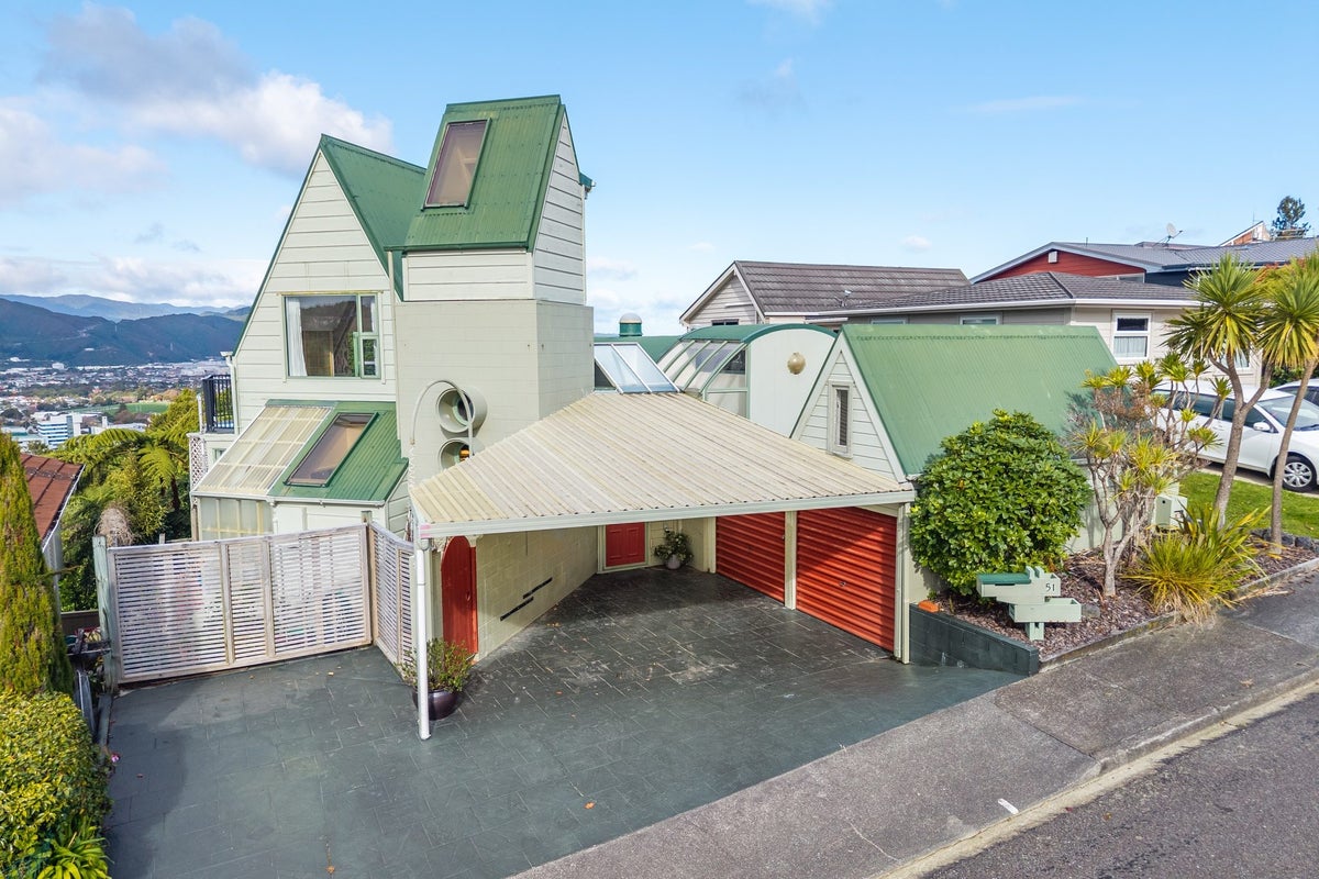 51 Harbour View Road, Harbour View, Lower Hutt - Carousel 2