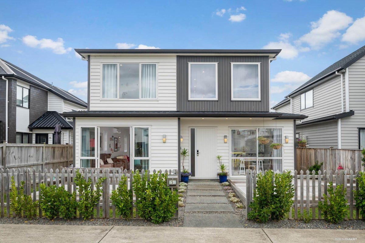 5 Observation Green, Hobsonville, Auckland - Carousel 1