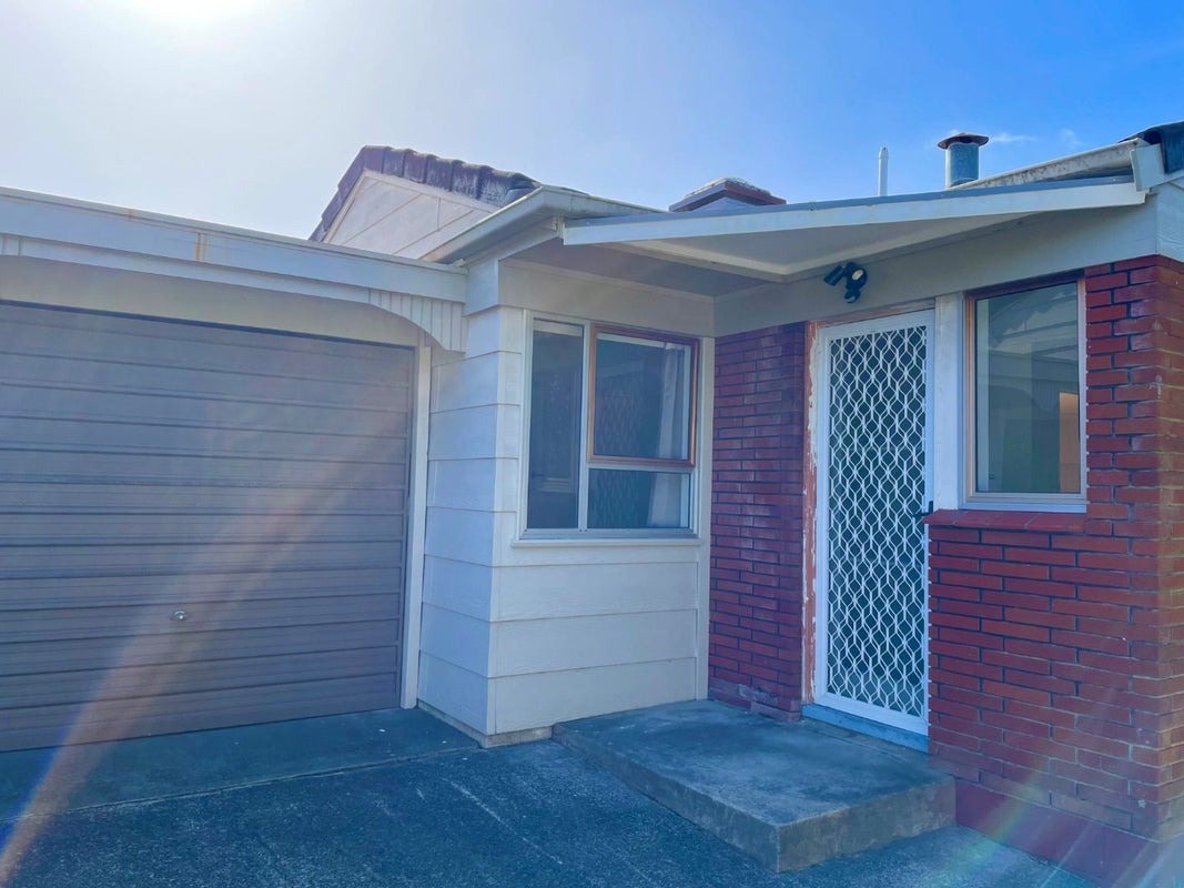 1/30 Amaru Road, Onehunga, Auckland - Carousel 2