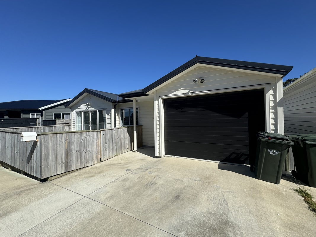 73 Erlestoke Crescent, Churton Park, Wellington - Carousel 2