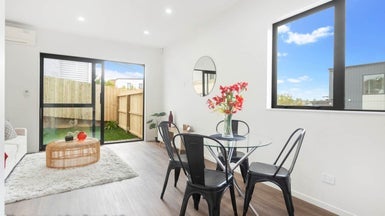 9/41 Ambler Avenue, Glen Eden, Auckland - Carousel 1