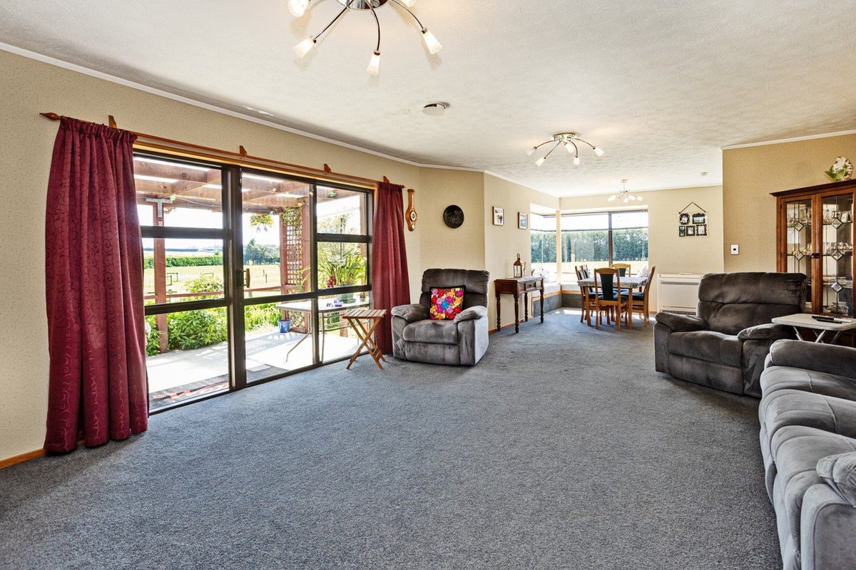 32 Auburn Road, Waihopai, Invercargill - Carousel 2