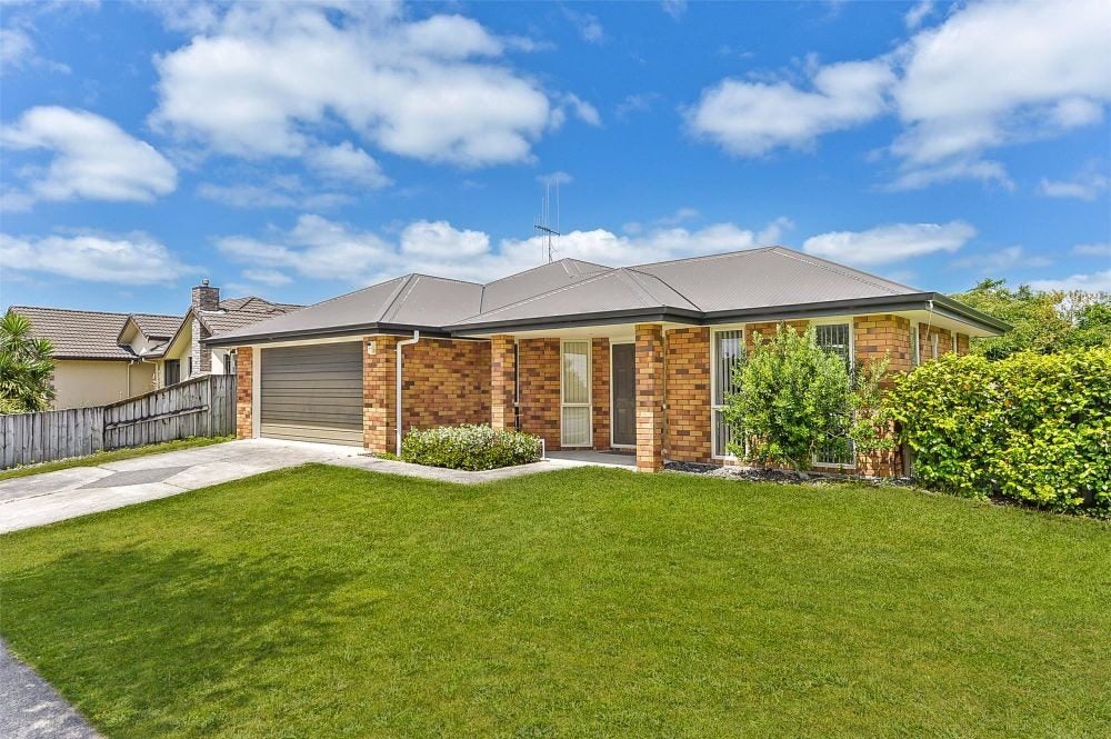 55 Barrington Drive, Huntington, Hamilton - Carousel 2