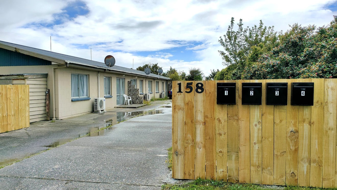 2/158 Crinan Street, Appleby, Invercargill - Carousel 1