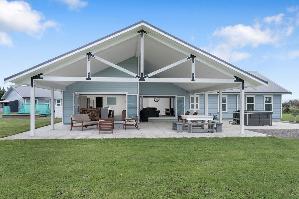 66A Thomas Road, Carrington, Carterton - Carousel 1