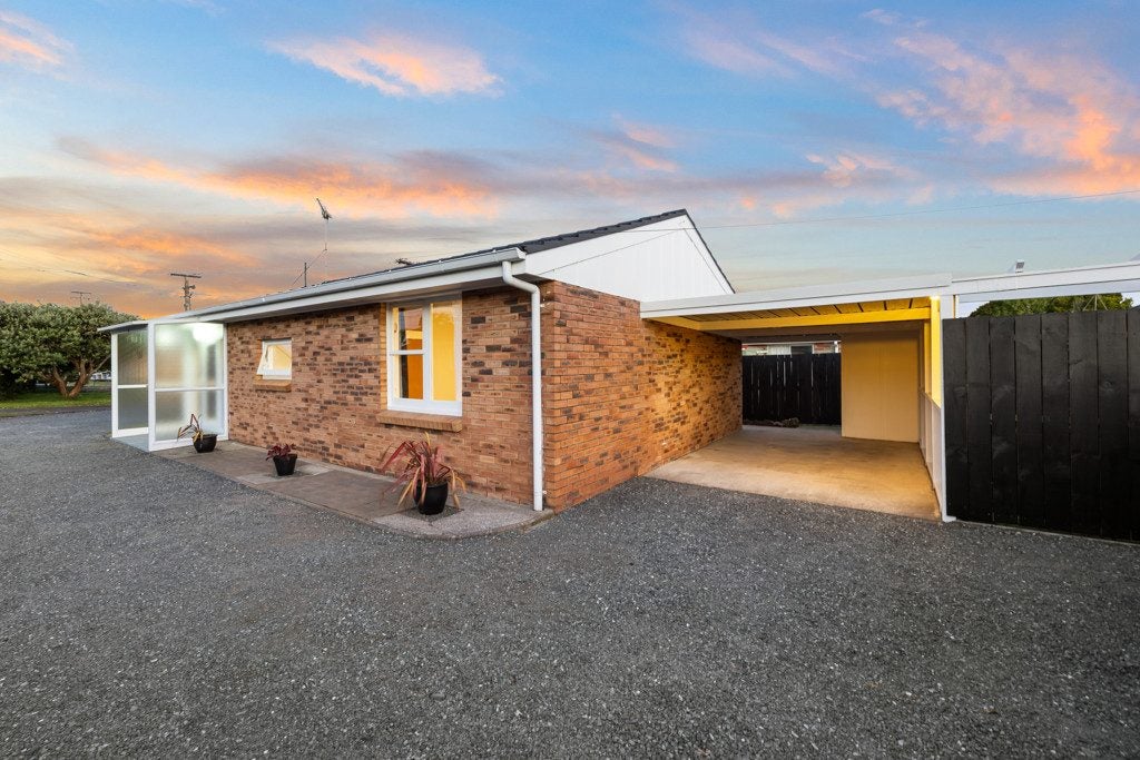 1/13 Alana Place, Mount Wellington, Auckland - Carousel 2