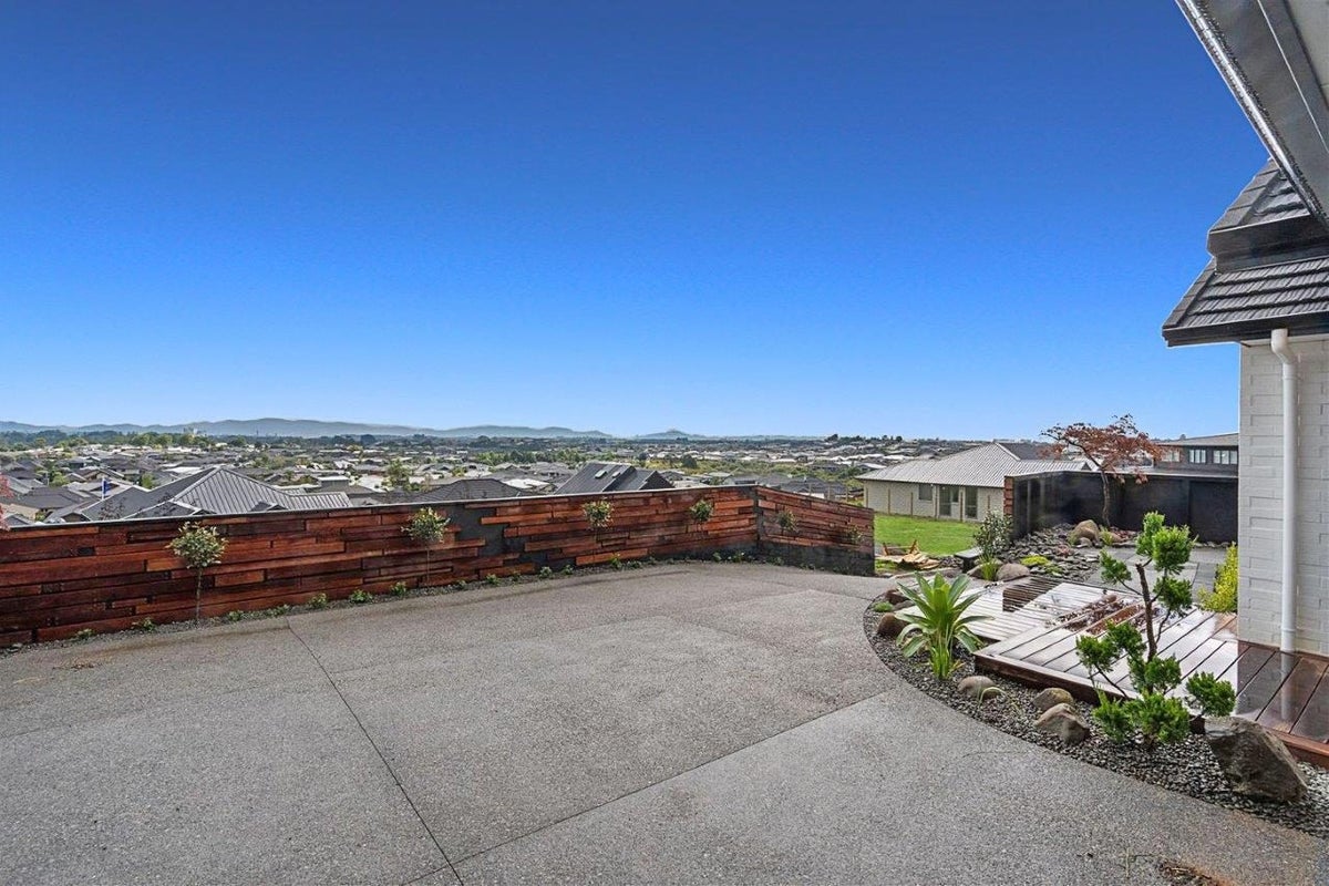 7 Lighter Place, Flagstaff, Hamilton - Carousel 2