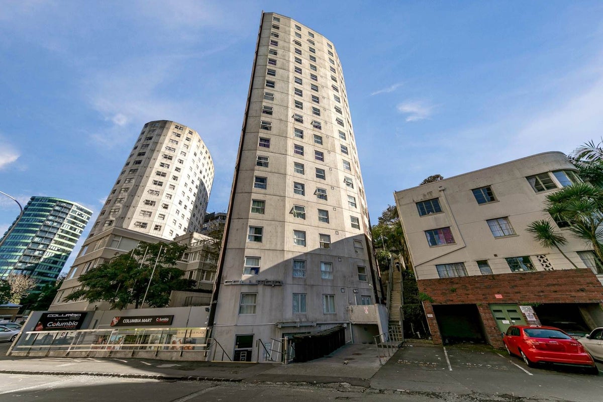 18D/15 Whitaker Place, Grafton, Auckland - Carousel 1