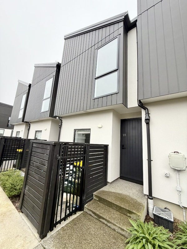 5/3 Sladden Street, Naenae, Lower Hutt - Carousel 1