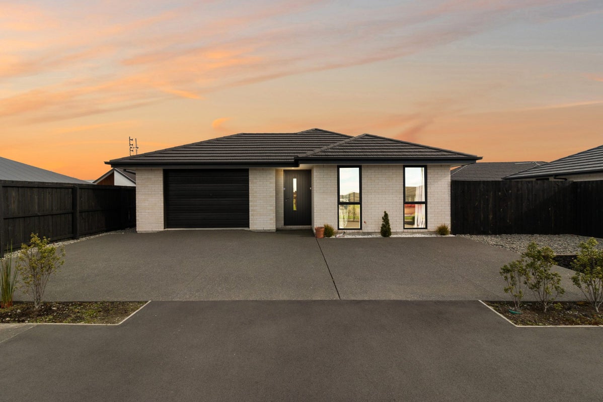 26 Rannoch Drive, Yaldhurst, Christchurch - Carousel 1