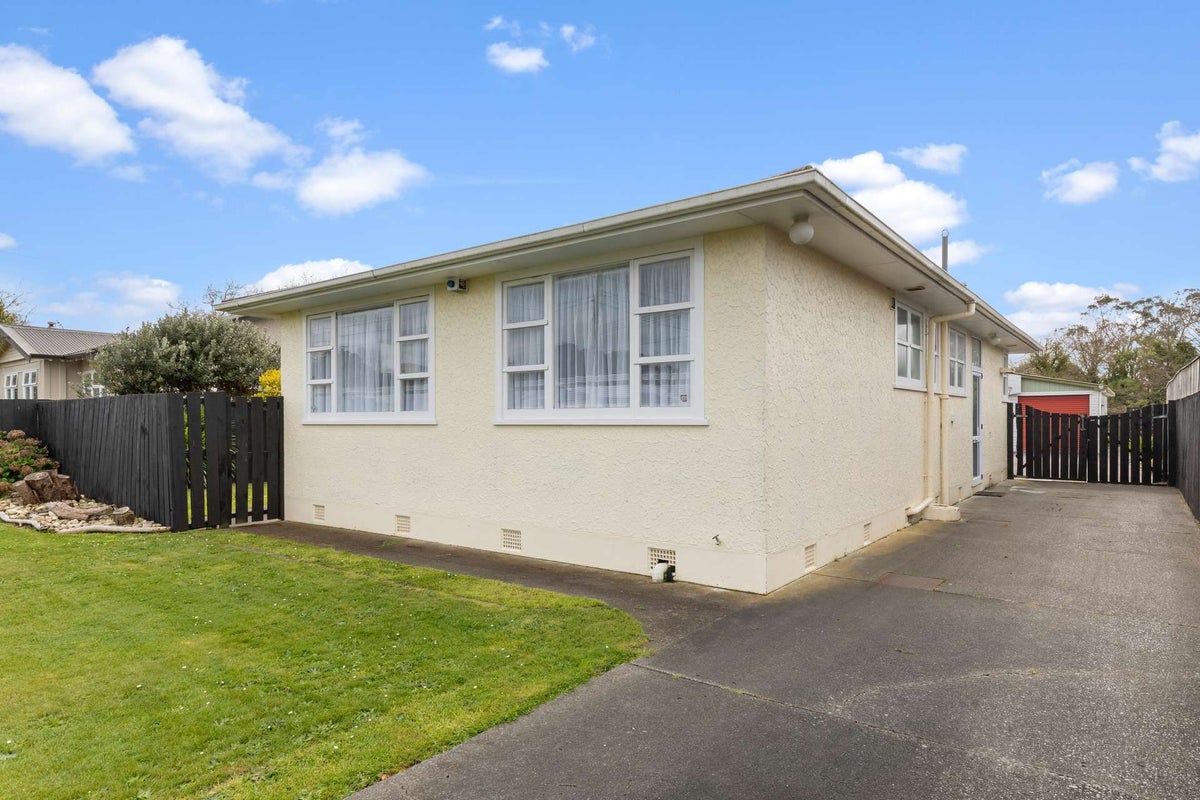 30A Mitchell Street, Aramoho, Whanganui - Carousel 2