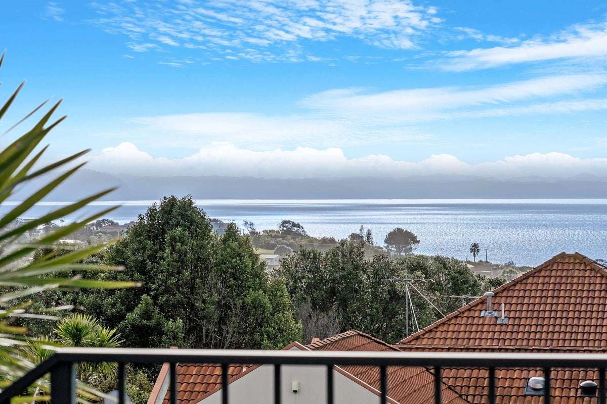 125 Alec Craig Way, Gulf Harbour, Whangaparaoa - Carousel 2