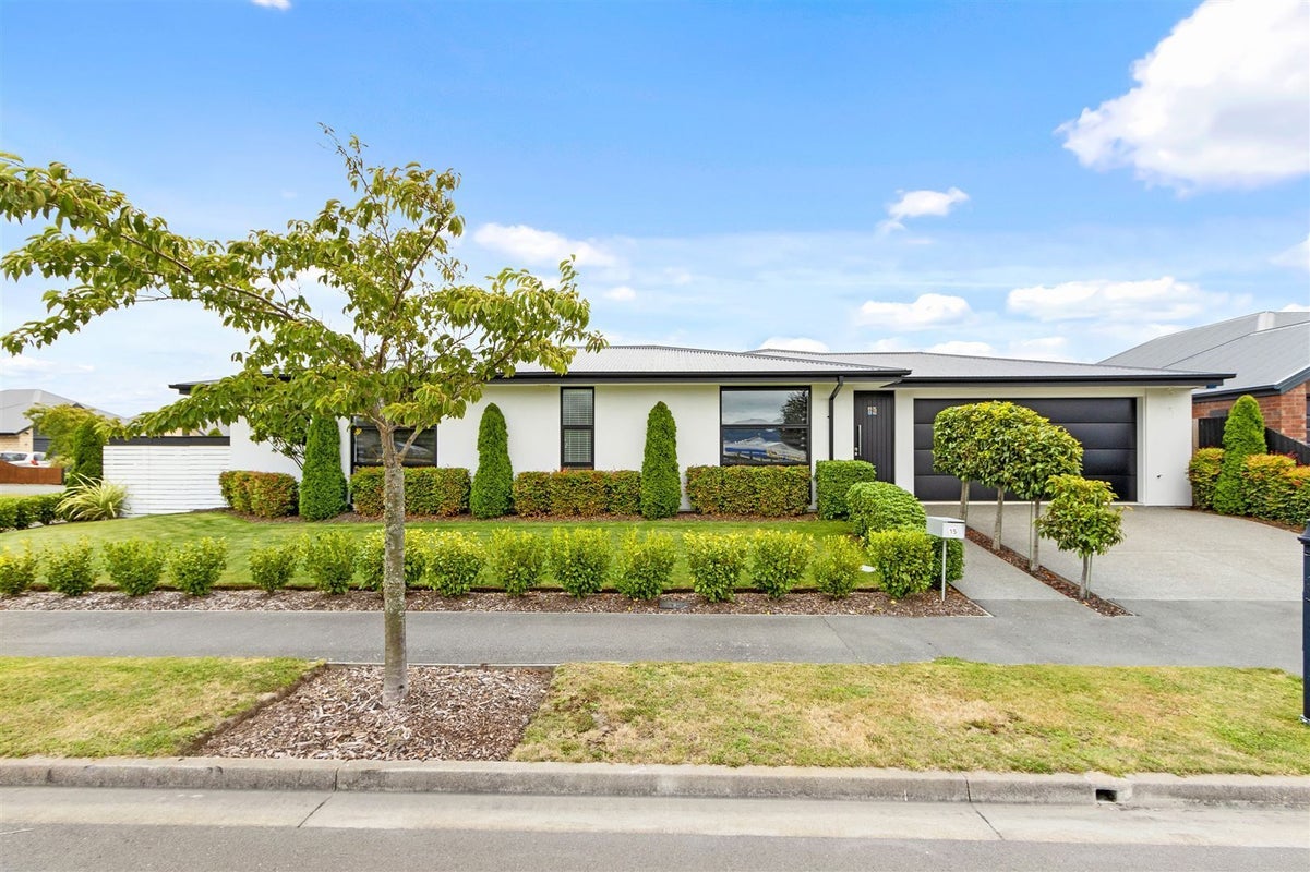 15 Josephine Crescent, Aidanfield, Christchurch - Carousel 16